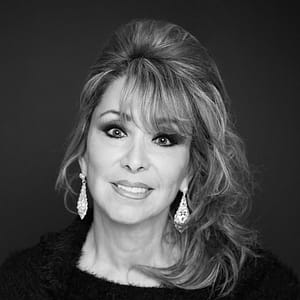 Lynn Hendrix, Realtor